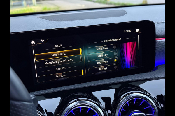 Mercedes-Benz A-Klasse 250 e AMG Line | Pano | Sfeer | Cruise