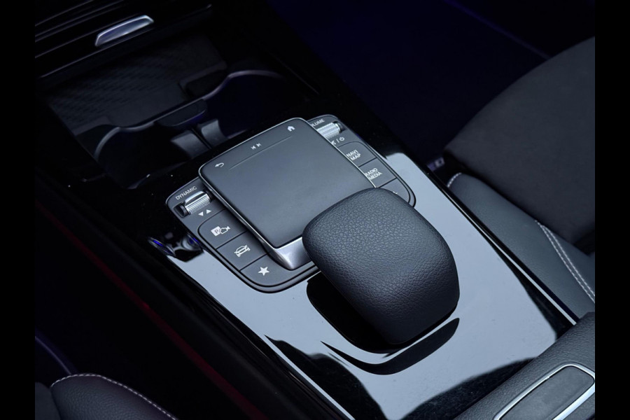 Mercedes-Benz A-Klasse 250 e AMG Line | Pano | Sfeer | Cruise