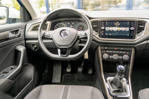 Volkswagen T-Roc 1.0 TSI Style |Prijs rijklaar incl 12 mnd garantie|Navi Winterpakket Clima Lane-front assist
