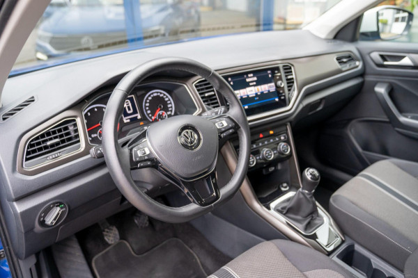 Volkswagen T-Roc 1.0 TSI Style |Prijs rijklaar incl 12 mnd garantie|Navi Winterpakket Clima Lane-front assist