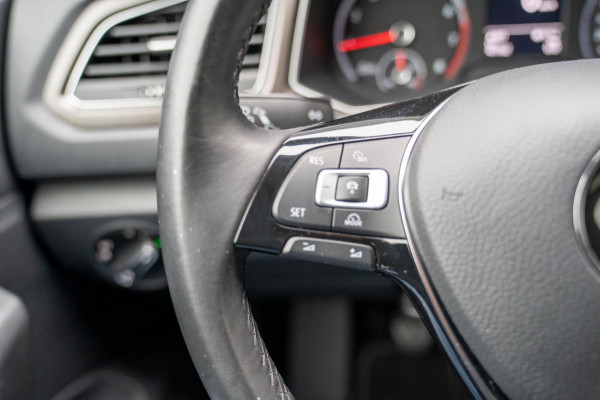 Volkswagen T-Roc 1.0 TSI Style |Prijs rijklaar incl 12 mnd garantie|Navi Winterpakket Clima Lane-front assist