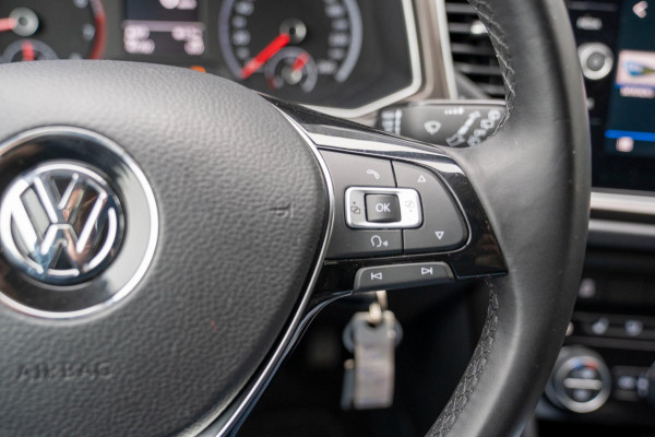 Volkswagen T-Roc 1.0 TSI Style |Prijs rijklaar incl 12 mnd garantie|Navi Winterpakket Clima Lane-front assist