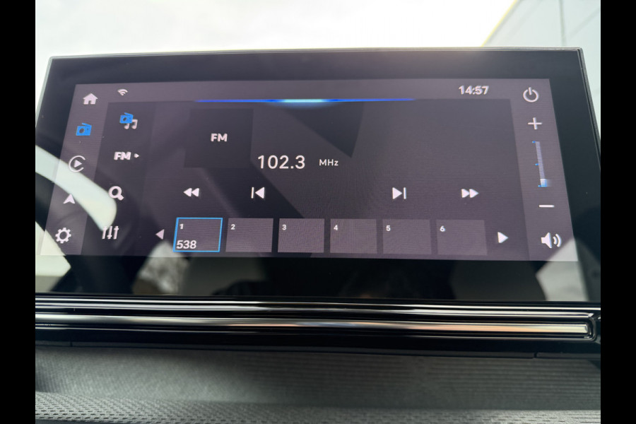 Citroën ë-C3 Max Comfort Range 44 kWh (Camera - Navigatie - Automatische Airco - Apple Carplay - LED - 17")