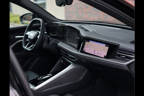 Audi Q5 Sportback e-hybrid quattro S edition Competition