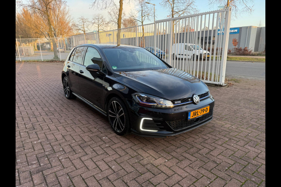 Volkswagen Golf 1.4 TSI PHEV GTE | Virtual | ACC | Camera