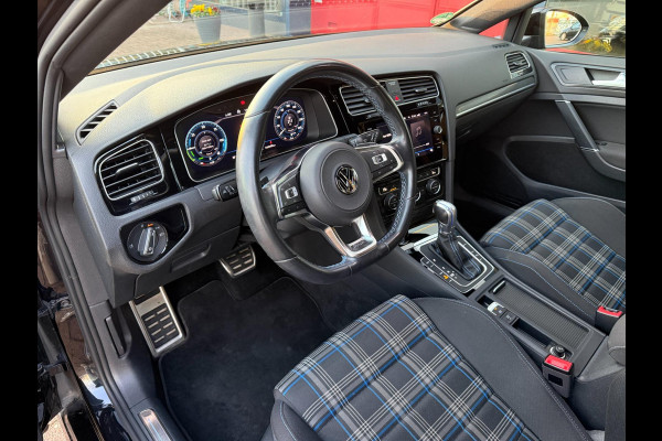 Volkswagen Golf 1.4 TSI PHEV GTE | Virtual | ACC | Camera