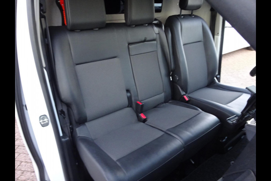 Opel Vivaro-e L2H1 75 kWh 100 % Elektrisch S.O.H. 85% AIRCO NAVIGATIE 3 PERSOONS