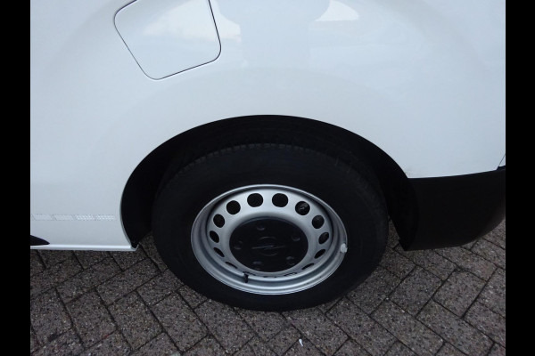 Opel Vivaro-e L2H1 75 kWh 100 % Elektrisch S.O.H. 85% AIRCO NAVIGATIE 3 PERSOONS