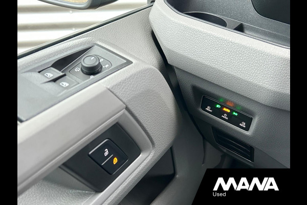 MAN TGE 3.140 L3H3 Automaat 140PK Zwart Black Lion Cruise control Carplay Camera