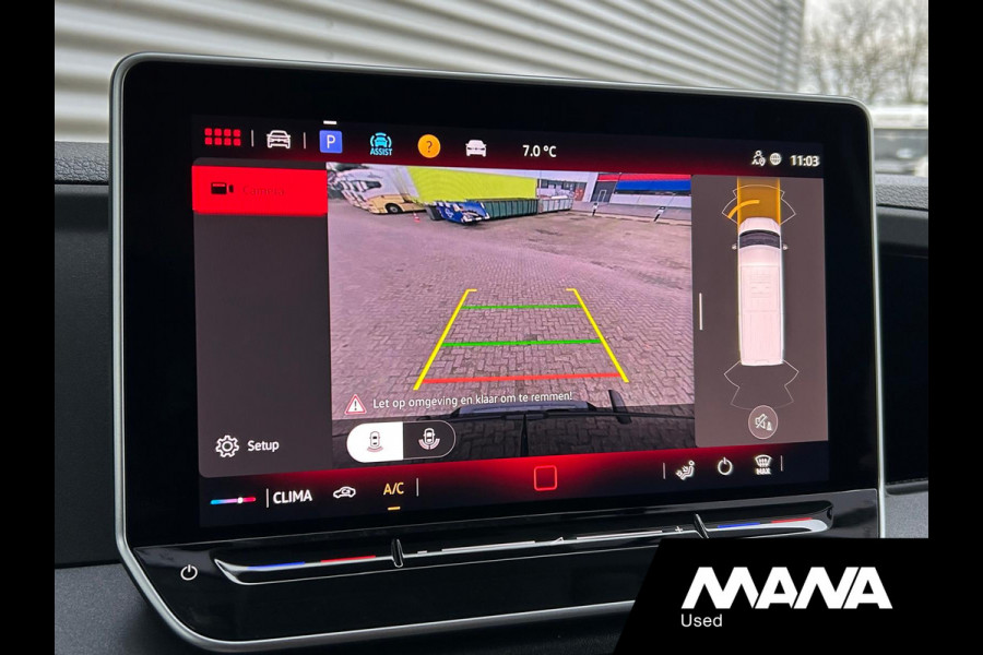 MAN TGE 3.140 L3H3 Automaat 140PK Zwart Black Lion Cruise control Carplay Camera