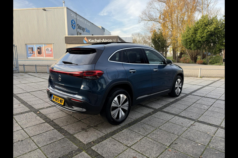 Mercedes-Benz EQA 250 Business Sol. Luxury 67 kWh | Panorama | Memory | Sfeer Verlichting | 360 Camera |