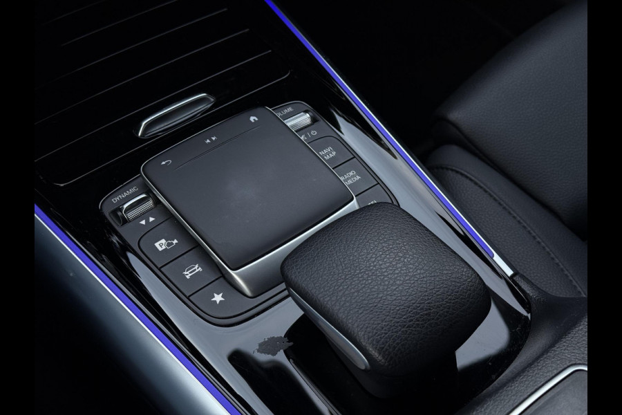 Mercedes-Benz EQA 250 Business Sol. Luxury 67 kWh | Panorama | Memory | Sfeer Verlichting | 360 Camera |