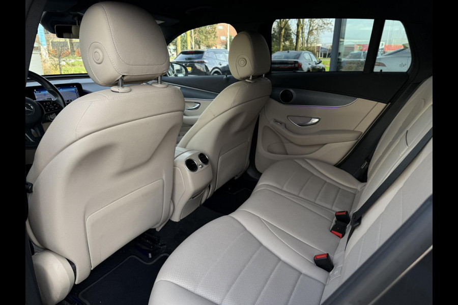 Mercedes-Benz EQC 400 4MATIC Business Sol. Luxury 80 kWh | Navi | Camera | Sfeer Verlichting |