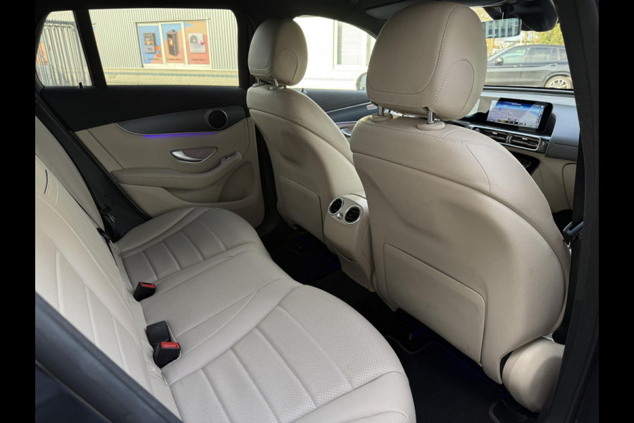 Mercedes-Benz EQC 400 4MATIC Business Sol. Luxury 80 kWh | Navi | Camera | Sfeer Verlichting |