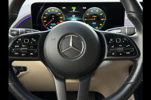 Mercedes-Benz EQC 400 4MATIC Business Sol. Luxury 80 kWh | Navi | Camera | Sfeer Verlichting |