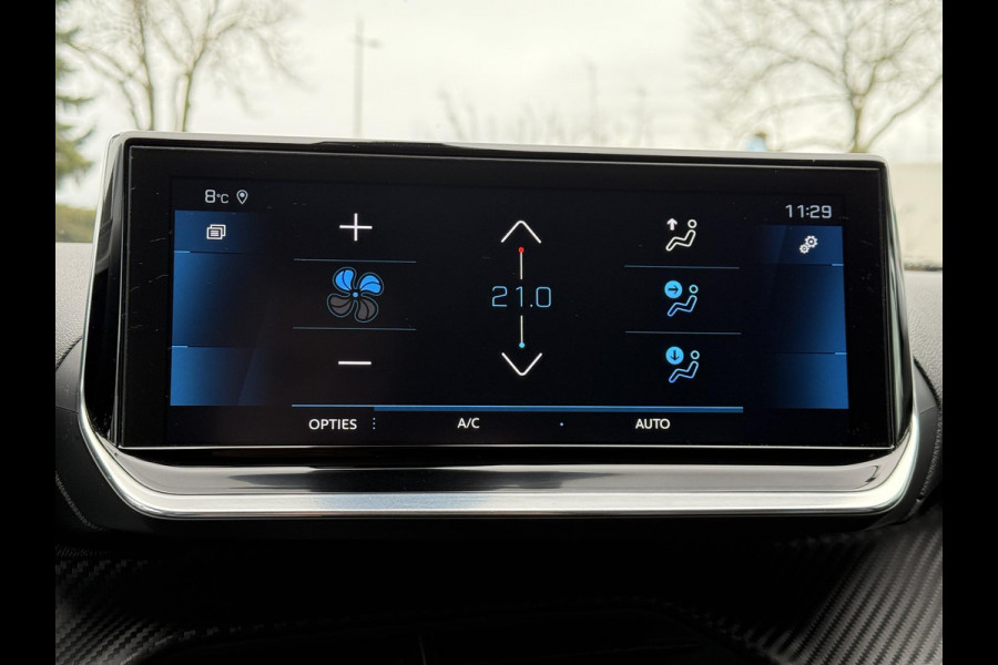 Peugeot 2008 1.5 BlueHDi Allure | Panorama | Navi | Camera |