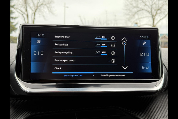 Peugeot 2008 1.5 BlueHDi Allure | Panorama | Navi | Camera |