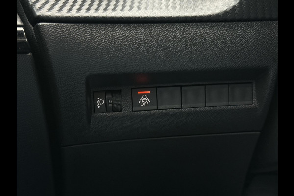 Peugeot 2008 1.5 BlueHDi Allure | Panorama | Navi | Camera |
