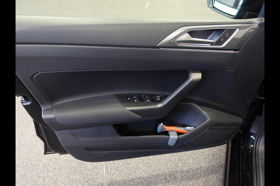 Volkswagen Polo 1.0 TSI Highline DSG-7 Aut. Executive 17" Velgen Navigatie Carplay Adaptive Cruise Control Airco Climatronic DAB+