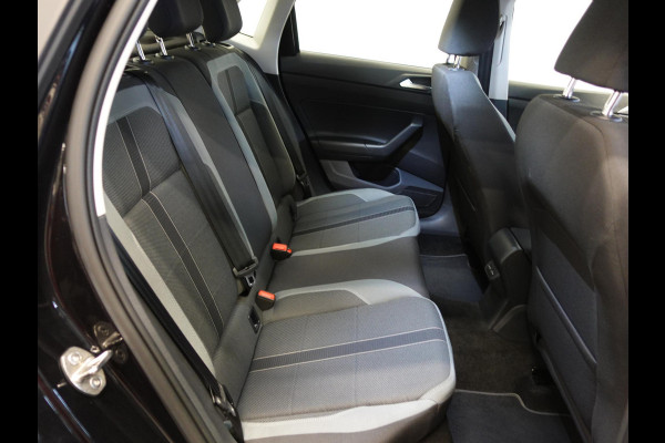 Volkswagen Polo 1.0 TSI Highline DSG-7 Aut. Executive 17" Velgen Navigatie Carplay Adaptive Cruise Control Airco Climatronic DAB+