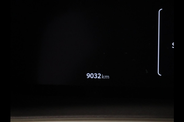 Toyota Corolla Cross Hybrid 140 Style | Stuur-/ & Stoelverwarming | Dodehoek detectie | Elektrische kofferbak | Parkeersensoren