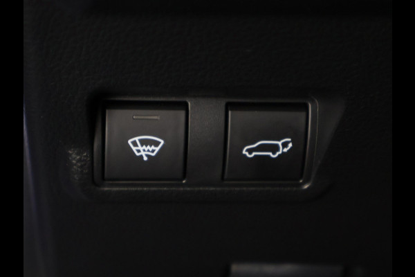 Toyota Corolla Cross Hybrid 140 Style | Stuur-/ & Stoelverwarming | Dodehoek detectie | Elektrische kofferbak | Parkeersensoren