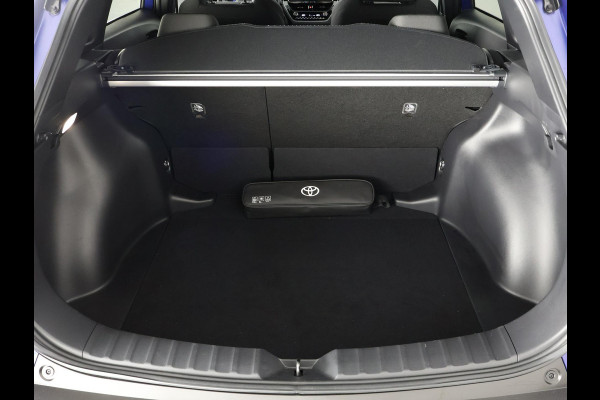 Toyota Corolla Cross Hybrid 140 Style | Stuur-/ & Stoelverwarming | Dodehoek detectie | Elektrische kofferbak | Parkeersensoren