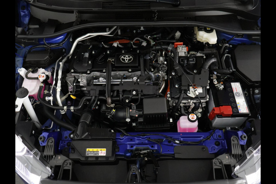 Toyota Corolla Cross Hybrid 140 Style | Stuur-/ & Stoelverwarming | Dodehoek detectie | Elektrische kofferbak | Parkeersensoren