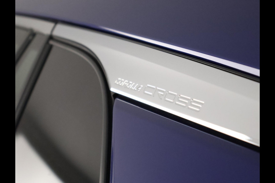 Toyota Corolla Cross Hybrid 140 Style | Stuur-/ & Stoelverwarming | Dodehoek detectie | Elektrische kofferbak | Parkeersensoren