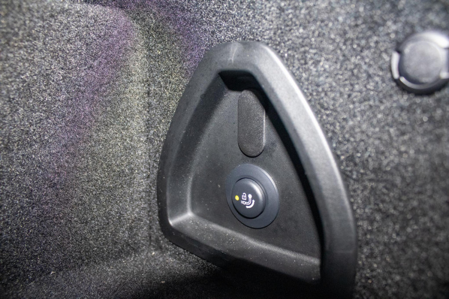 BMW 3-serie 330e PANO MEMORY M PAKKET CAMERA HUD