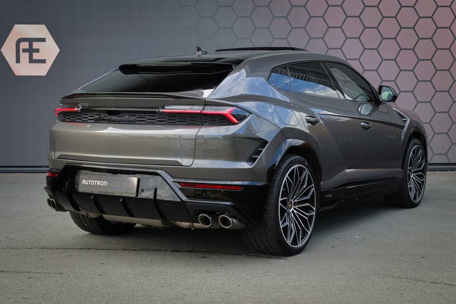 Lamborghini Urus SE 4.0 V8 Hybrid | AKRAPOVIC | FULL PPF | B&O ADVANCED | ACC |