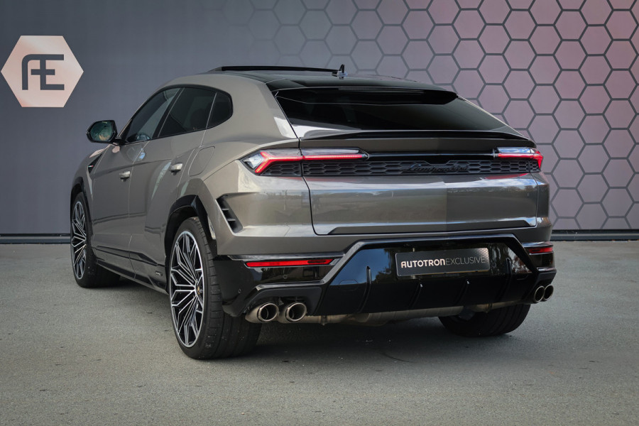 Lamborghini Urus SE 4.0 V8 Hybrid | AKRAPOVIC | FULL PPF | B&O ADVANCED | ACC |