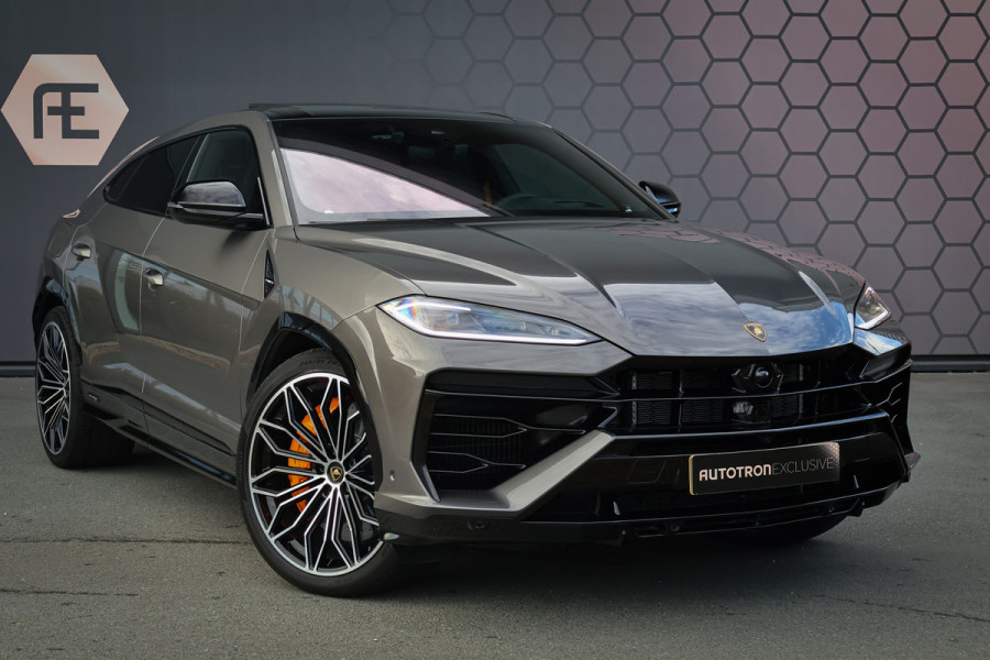 Lamborghini Urus SE 4.0 V8 Hybrid | AKRAPOVIC | FULL PPF | B&O ADVANCED | ACC |