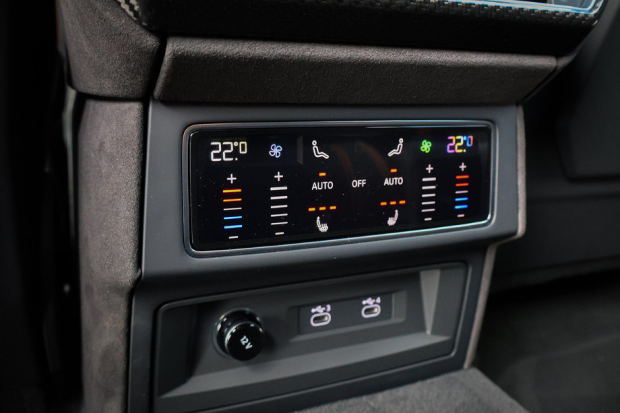 Lamborghini Urus SE 4.0 V8 Hybrid | AKRAPOVIC | FULL PPF | B&O ADVANCED | ACC |