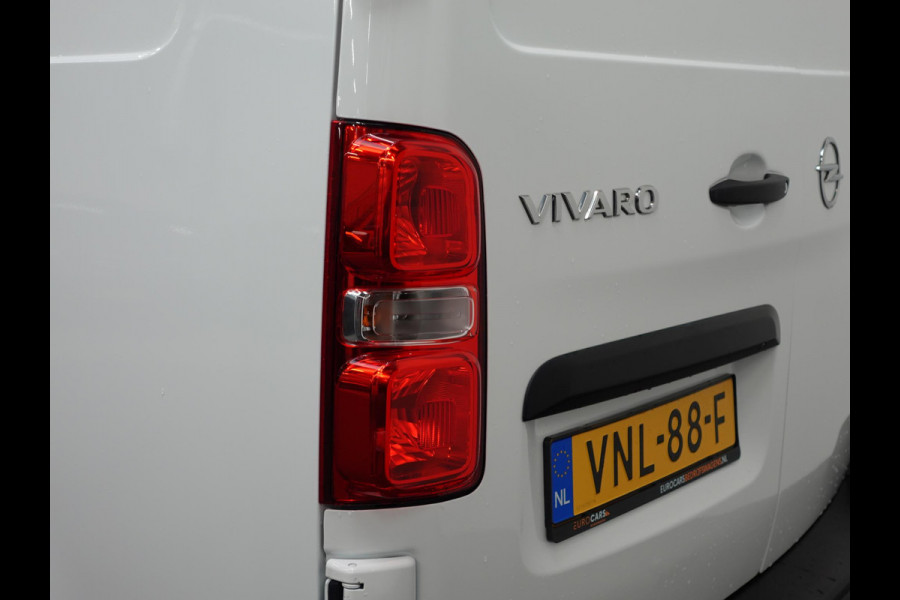 Opel Vivaro 1.5 CDTI L3H1 Edition Navigatie Cruise control Camera Airco Trekhaak 3Zits