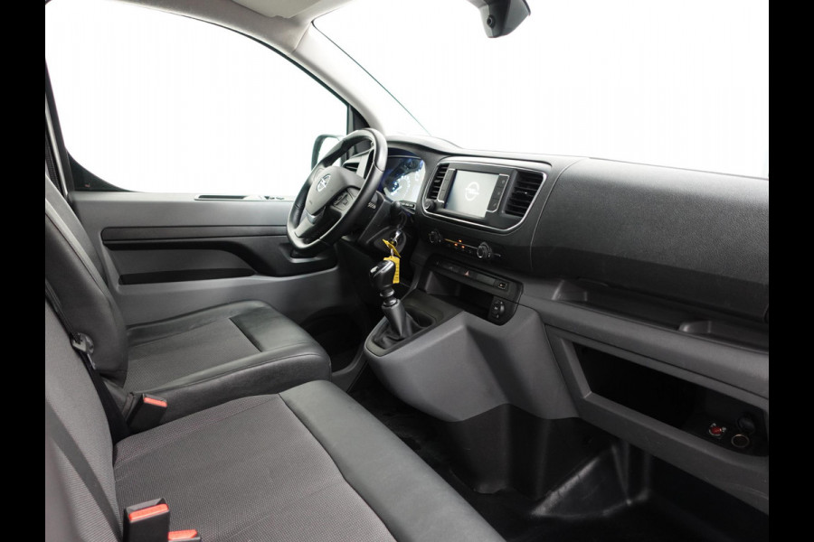 Opel Vivaro 1.5 CDTI L3H1 Edition Navigatie Cruise control Camera Airco Trekhaak 3Zits