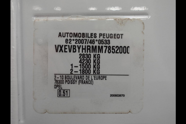 Opel Vivaro 1.5 CDTI L3H1 Edition Navigatie Cruise control Camera Airco Trekhaak 3Zits