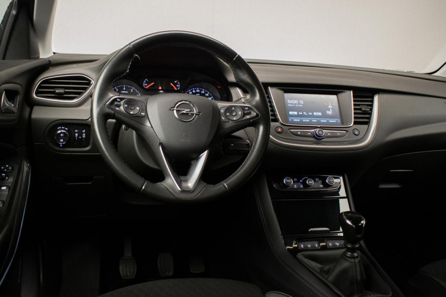 Opel Grandland X 1.2 Turbo Edition 2020 Sport (APPLE CARPLAY,CAMERA,NAVI,CLIMATE,CRUISE,GETINT,SPORTSTOELEN,LM VELGEN,NETTE STAAT)