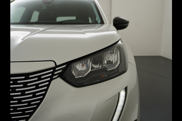 Peugeot e-2008 EV Active Pack 50kWh Soh 91% Navi Ecc Apple Carplay Android Auto Cruise Control Keyless DAB+ Bluetooth Led Connected services Verkeersbord detectie 1e Eigenaar Origineel Nederlandse Auto