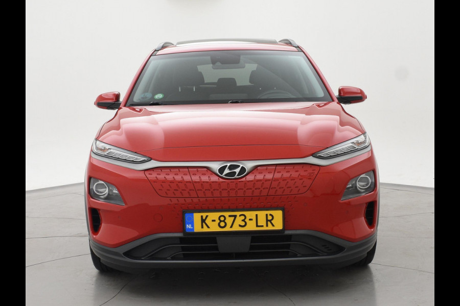 Hyundai Kona EV 64 kWh PREMIUM SKY 100% SOH + SCHUIFDAK | LEDER | STOELVENTILATIE | HEAD-UP | ADAPTIVE CRUISE | STUURVERW.
