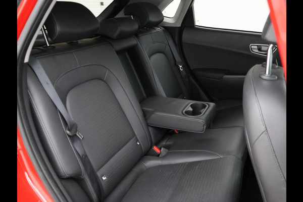 Hyundai Kona EV 64 kWh PREMIUM SKY 100% SOH + SCHUIFDAK | LEDER | STOELVENTILATIE | HEAD-UP | ADAPTIVE CRUISE | STUURVERW.