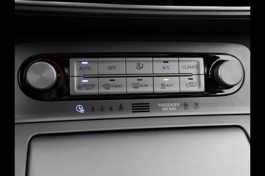 Hyundai Kona EV 64 kWh PREMIUM SKY 100% SOH + SCHUIFDAK | LEDER | STOELVENTILATIE | HEAD-UP | ADAPTIVE CRUISE | STUURVERW.