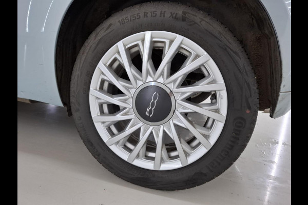 Fiat 500 1.0 Hybrid Dolcevita Panoramadak Navi Carplay Airco Cruise Control PDC Achter Lichtmetalen velgen