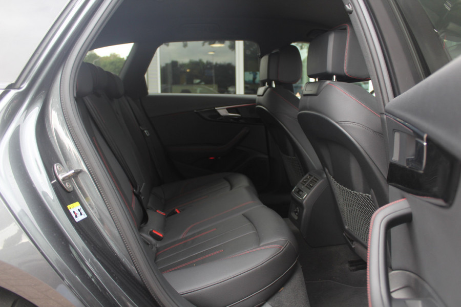 Audi A4 Avant 40 TFSI 191pk Sport S line black edition / Leder / Navigatie / Parkeerhulp V+A / 18'' / LED Koplampen / Getint glas / Cruise Control