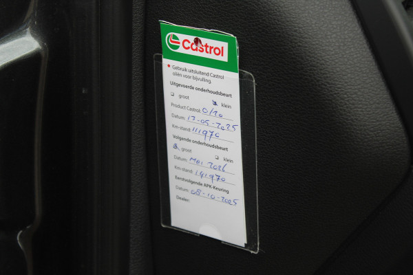 Audi A4 Avant 40 TFSI 191pk Sport S line black edition / Leder / Navigatie / Parkeerhulp V+A / 18'' / LED Koplampen / Getint glas / Cruise Control