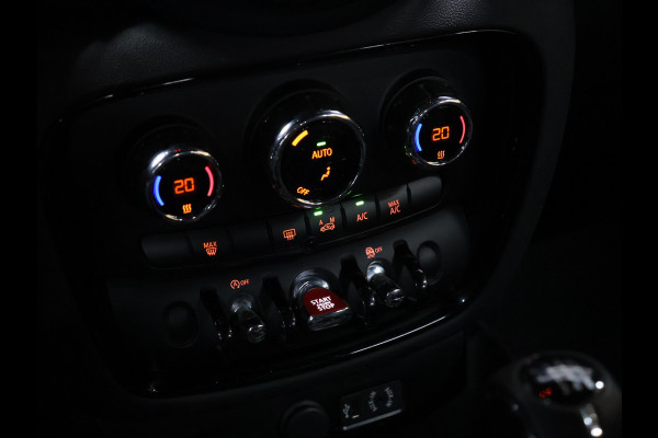 MINI Clubman 1.5 Cooper Salt Business [PDC ACHTER, CLIMATE CONTROL, CRUISE CONTROL, BLUETOOTH TELEFOON, NAVIGATIE, LICHTMETALEN VELGEN, NIEUWSTAAT]