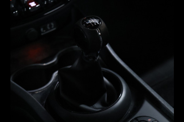 MINI Clubman 1.5 Cooper Salt Business [PDC ACHTER, CLIMATE CONTROL, CRUISE CONTROL, BLUETOOTH TELEFOON, NAVIGATIE, LICHTMETALEN VELGEN, NIEUWSTAAT]