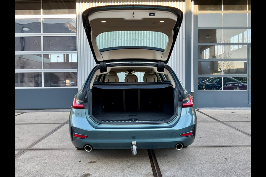 BMW 3 Serie Touring 318i Business Edition Plus