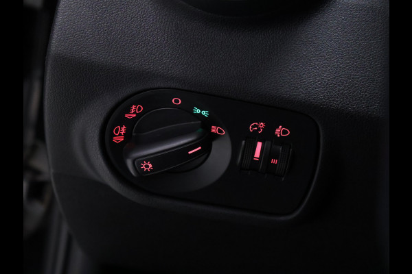 Audi A1 Sportback 1.0 TFSI Pro Line [CRUISE CONTROL, BLUETOOTH TELEFOON, AIRCONDITIONING, NAVIGATIE, LICHTMETALEN VELGEN, ELEKTRONISCHE RAMEN, ACHTERBANK 3-PERSOONS, NIEUWSTAAT]