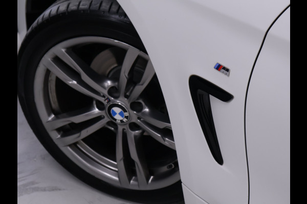 BMW 4 Serie Gran Coupé 420i M Sport [CAMERA, VOL LEDER, M-STUUR, PDC V+A, STOELVERWARMING, CRUISE CONTROL, CLIMATE CONTROL, BLUETOOTH, ELEKTRISCHE ACHTERKLEP, NIEUWSTAAT]